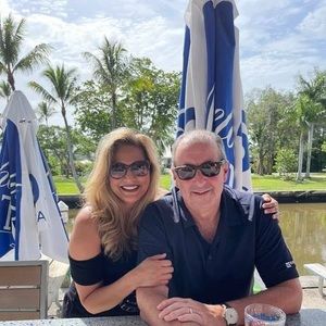 Meet your Posher, Deborah